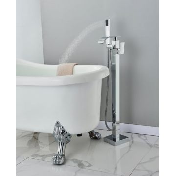 Baterie cada freestanding argintiu lucios cu curgere tip cascada si dus de mana