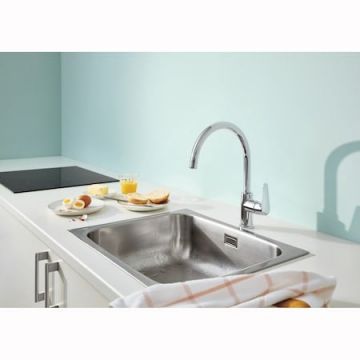 Baterie bucatarie Grohe Start Curve, cartus ceramic, pipa inalta, pivotanta, aerator, crom-31554001